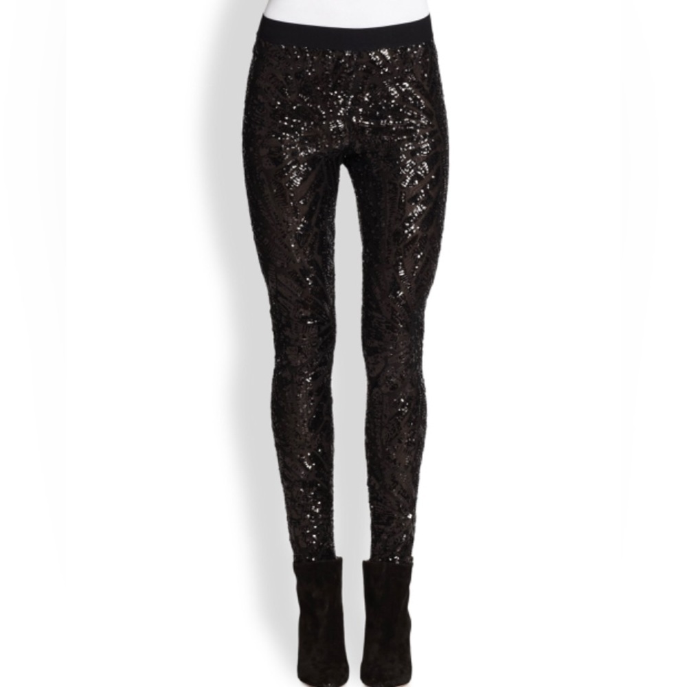 ⭐️NEW Sexy Sequin Womens Dollhouse 5 Small Black Embellished Luxe Denim Pants
